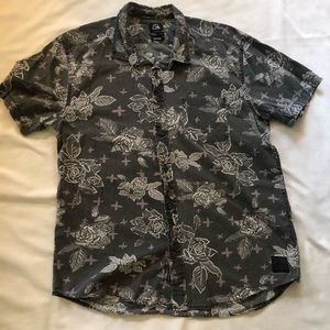 QuickSilver Short Sleeve Modern Fit Shirt
